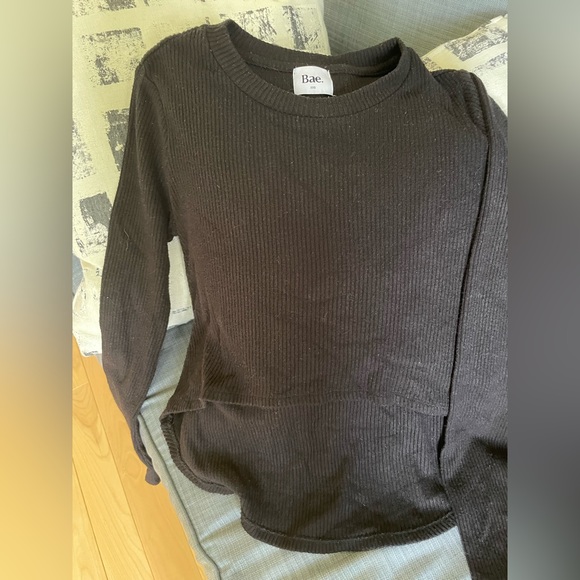 Bae the label maternity and nursing crop top - Picture 2 of 3